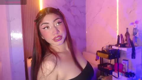 Snapshot of sophia_tf chatting on May 20, 2026, 9:21 pm Sophia online show from May 20, 2026, 9:21 pm