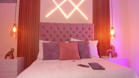 Snapshot of sophia_turneer chatting on September 11, 2025, 2:00 am sophia_turneer online show from September 11, 2025, 2:00 am