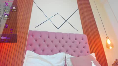 sophia_turneer online show from May 16, 2026, 7:45 pm