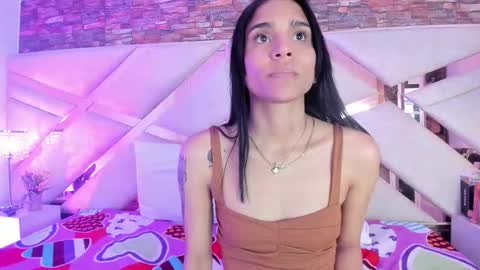 Sophia Paris online show from November 7, 2025, 10:10 pm