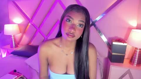 Sophie online show from January 12, 2026, 12:21 pm