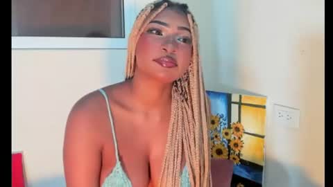 Snapshot of sophiabloss chatting on June 10, 2026, 11:24 pm Sophie online show from June 10, 2026, 11:24 pm