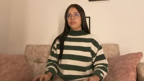 sophiacolemann online show from April 27, 2026, 11:58 pm