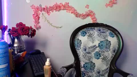 Snapshot of sophiadazza666 chatting on October 25, 2025, 11:10 pm sophia online show from October 25, 2025, 11:10 pm