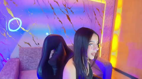 sophiadoll_tf online show from September 20, 2025, 8:21 pm