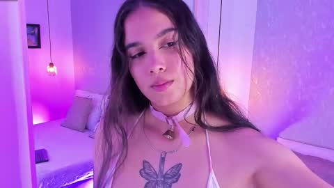 Snapshot of sophiakross chatting on December 2, 2025, 6:08 am Sophia online show from December 2, 2025, 6:08 am