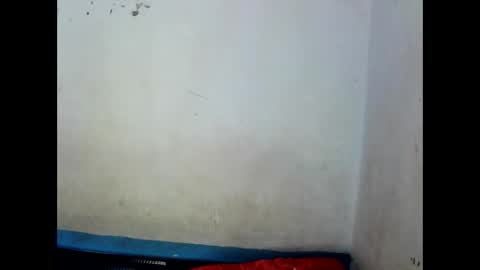 sophialaurel online show from January 12, 2025, 4:42 am