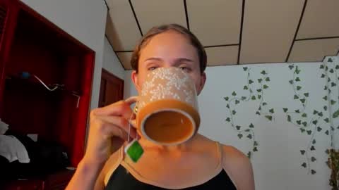 Snapshot of sophiamiller6 chatting on March 3, 2026, 1:50 pm sophiamiller6 online show from March 3, 2026, 1:50 pm