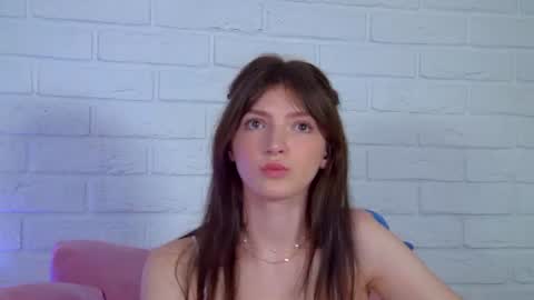 Snapshot of sophiaprove chatting on June 18, 2026, 5:50 pm SophiaProve online show from June 18, 2026, 5:50 pm