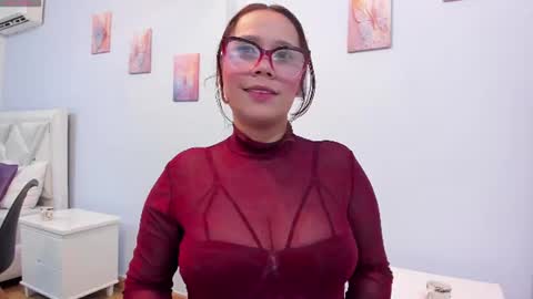 Sophia online show from June 9, 2026, 8:20 pm