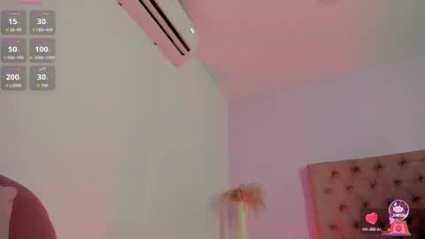 Snapshot of sophiarossee chatting on September 23, 2025, 11:24 am Sofi online show from September 23, 2025, 11:24 am