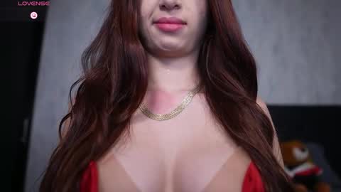 Sophy online show from November 17, 2025, 1:00 am