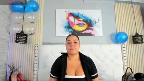 Snapshot of sophie__blare chatting on June 14, 2026, 12:51 pm sophie__blare online show from June 14, 2026, 12:51 pm