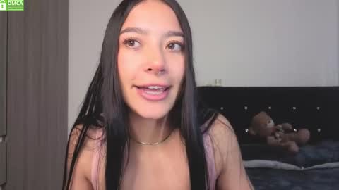 Sophie  online show from October 8, 2025, 2:14 pm