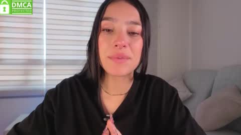 Sophie  online show from November 7, 2025, 2:50 pm