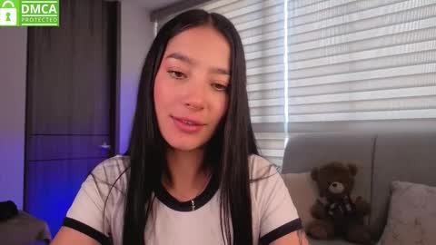 Sophie  online show from January 5, 2026, 5:27 pm