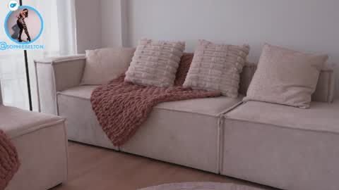 sofia online show from July 11, 2026, 8:33 pm