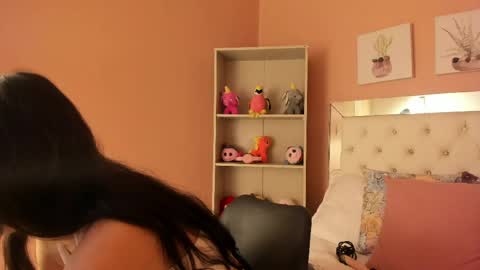 Snapshot of sophie_copers chatting on May 29, 2026, 9:02 pm S O P H I E online show from May 29, 2026, 9:02 pm