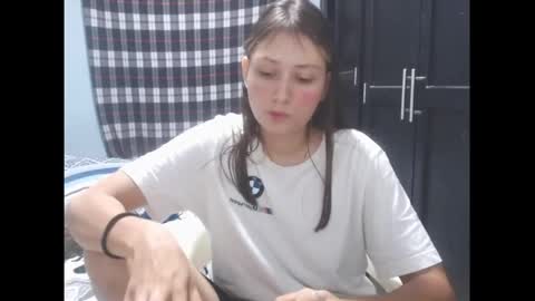 Snapshot of sophie_cutexx chatting on October 14, 2025, 6:36 am sophie online show from October 14, 2025, 6:36 am