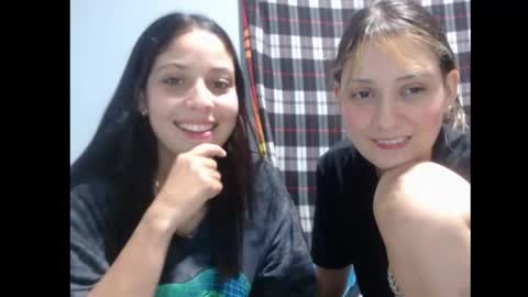 Snapshot of sophie_cutexx chatting on November 30, 2025, 3:54 am sophie online show from November 30, 2025, 3:54 am