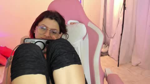 Snapshot of sophie_dolly_ chatting on January 24, 2025, 6:57 am sophie doll online show from January 24, 2025, 6:57 am