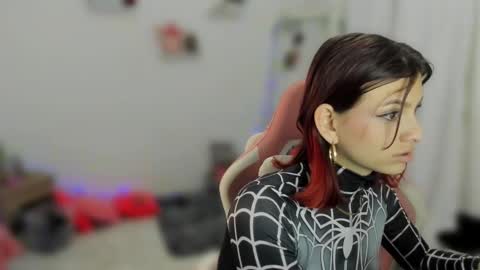 Snapshot of sophie_dolly_ chatting on March 7, 2025, 7:27 pm sophie doll online show from March 7, 2025, 7:27 pm