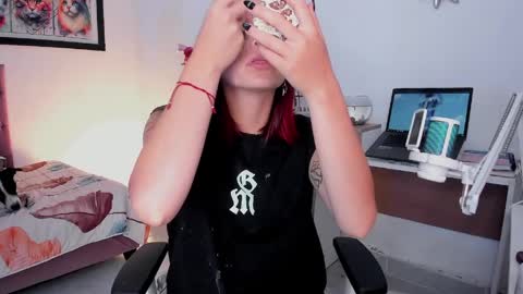 sophie doll online show from April 3, 2026, 4:16 pm