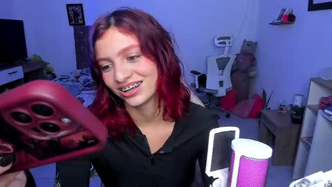 Snapshot of sophie_dolly_ chatting on May 30, 2026, 5:48 am sophie doll online show from May 30, 2026, 5:48 am