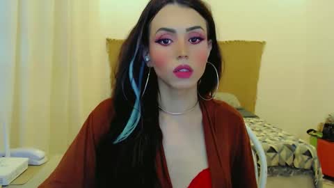 Sophie Fantasys online show from December 13, 2025, 11:10 pm