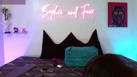 SOPHIE - FOXX online show from April 8, 2026, 12:16 pm