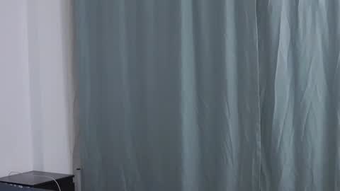 Snapshot of sophie_jeans chatting on September 20, 2025, 6:20 pm Sophie jeans online show from September 20, 2025, 6:20 pm