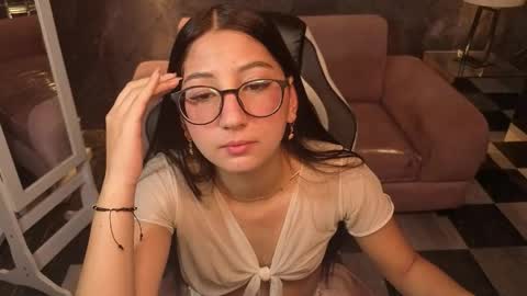 sophie_jones_b online show from March 20, 2026, 1:16 pm
