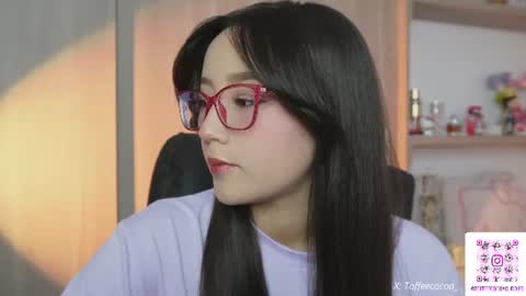 Snapshot of sophie_lii chatting on August 2, 2026, 12:42 am Sophie or Sof online show from August 2, 2026, 12:42 am