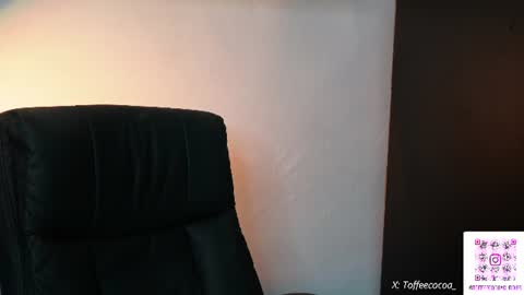 Snapshot of sophie_lii chatting on August 7, 2026, 9:39 pm Sophie or Sof online show from August 7, 2026, 9:39 pm