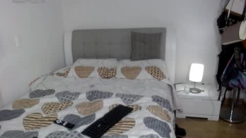 Sofa online show from February 17, 2026, 2:30 am