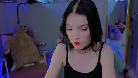 Snapshot of sophie_nomenal_ chatting on October 27, 2025, 5:55 am sophie_nomenal_ online show from October 27, 2025, 5:55 am