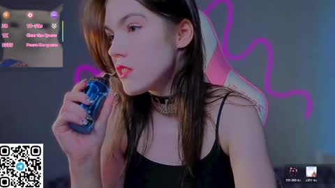 sophie_nomenal_ online show from April 26, 2026, 4:43 am