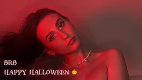 Sophie online show from October 9, 2025, 7:50 am