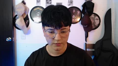 sophie_ross1 online show from April 16, 2026, 2:01 am