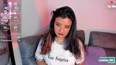 Snapshot of sophie_t_ chatting on October 12, 2025, 2:21 am Sofia online show from October 12, 2025, 2:21 am