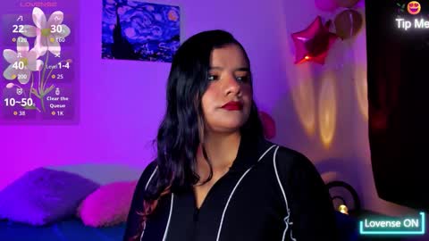 Snapshot of sophie_t_ chatting on November 26, 2025, 3:07 am Sofia online show from November 26, 2025, 3:07 am