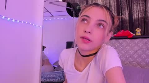 Sophie online show from July 2, 2026, 6:36 pm