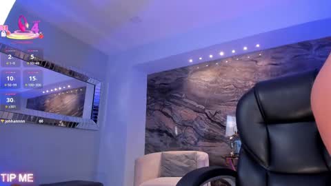 Sophie online show from September 26, 2025, 12:03 am