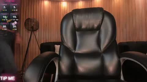 Snapshot of sophiebarnett_ chatting on June 28, 2026, 12:05 am Sophie online show from June 28, 2026, 12:05 am
