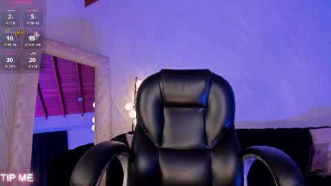 Snapshot of sophiebarnett_ chatting on July 30, 2026, 11:15 pm Sophie online show from July 30, 2026, 11:15 pm