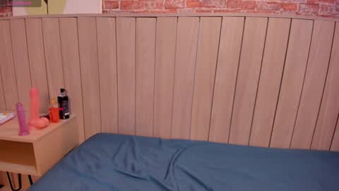 Sophie online show from December 5, 2024, 3:06 pm