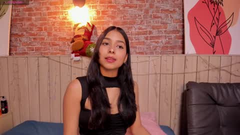 Sophie online show from December 19, 2024, 12:01 pm