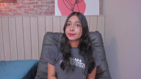 Sophie online show from January 6, 2025, 3:40 pm