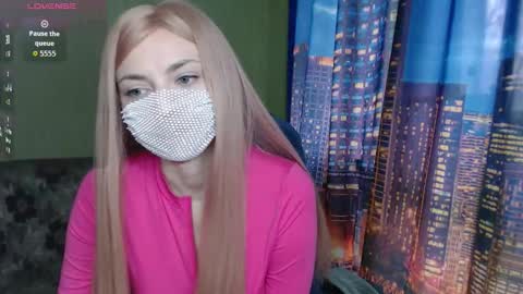 Snapshot of sophieblackwood chatting on March 21, 2026, 8:52 am Sophie online show from March 21, 2026, 8:52 am