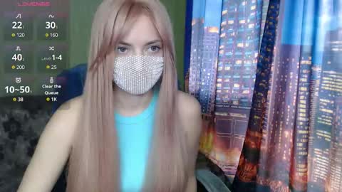 Snapshot of sophieblackwood chatting on March 25, 2026, 9:04 am Sophie online show from March 25, 2026, 9:04 am